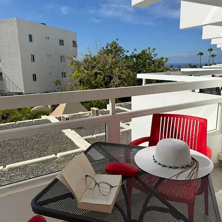 Rubik's Studio, Lovely Americas Apartamento *